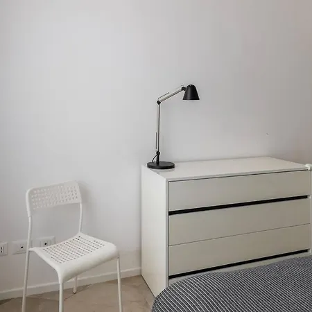 Apartment Turati 52